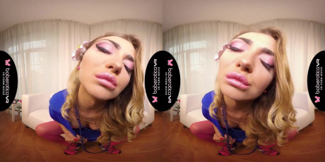 Solo Blonde Babe Victoria Puppy Is Masturbating In Vr Victoria Vr