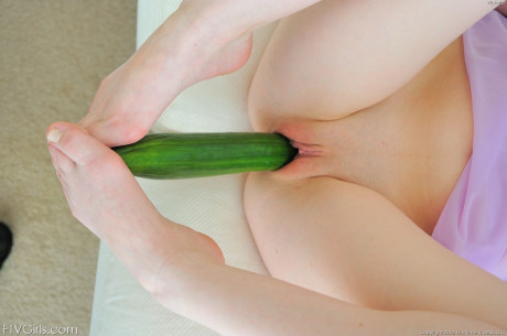 Busty Pale Skin Teen Babe Victoria Voss Stuffing Her Pussy Veggie