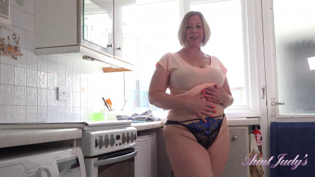 Auntjudys Star Star Masturbates For You In The Kitchen 12 21 2021 Daftsex Videos Updated Daily High