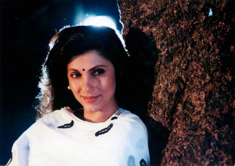 Dimple Kapadia Photos And Images Cinestaan Com Bridal Makeover Most Beautiful Actress