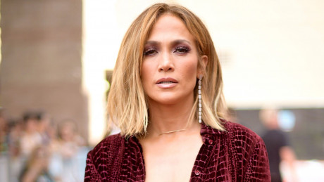 Jlo Gave Us Some Monday Motivation In Red